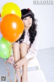 [丽 柜 LiGui] Modelo Si Qi "Garota de balão com pés de seda" Foto de belas pernas e pés de jade