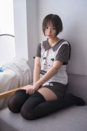 [Qinglan Film] VOL.012 Tấm lụa đen của cô gái tóc ngắn dễ thương