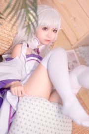 [Beauty Coser] โมโมะโง่ "เอมิเลีย"